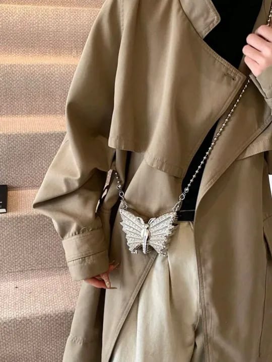 Luxurious Korean Rhinestone   Purse Mirrored Metalic   Butterfly Silver long chai